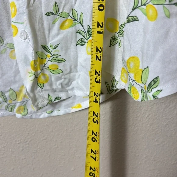 NWT Per Se Lemon Button Down Short Sleeve Top White Yellow Lemon size Medium - Picture 7 of 7